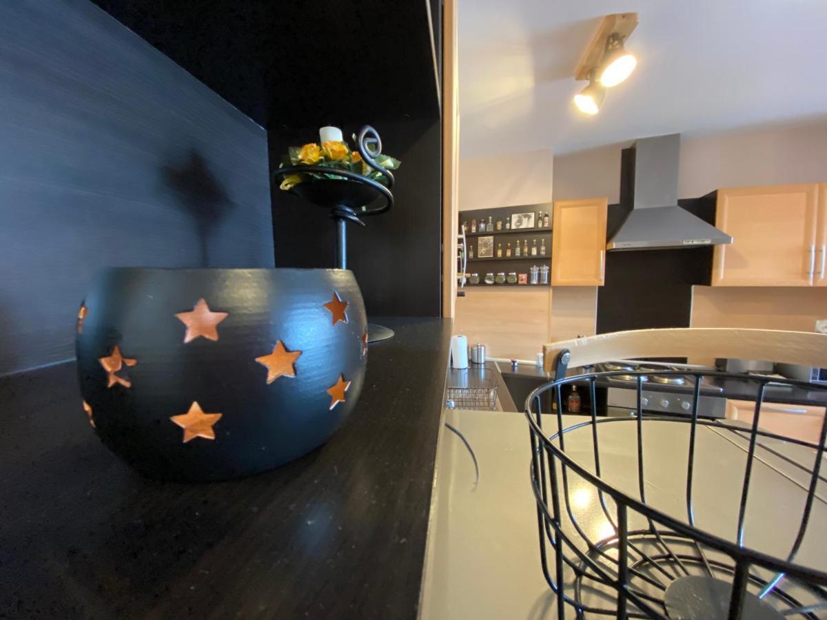 Supreme Danieli - Holiday Apartment By The Sea Балчик Екстериор снимка